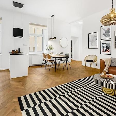 Stylovy Apartman V Centre Mesta 브라티슬라바 외부 사진