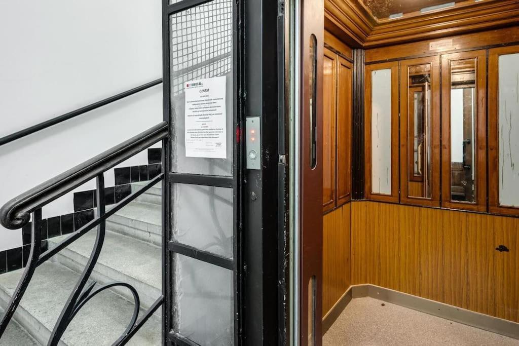 Stylovy Apartman V Centre Mesta 브라티슬라바 외부 사진
